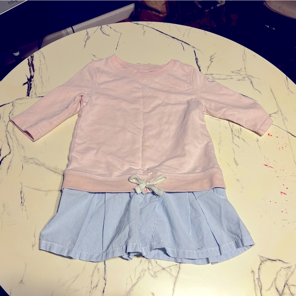 Very cute girl’s top
